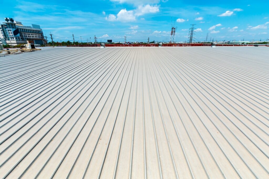 Commercial building with a newly installed metal roof