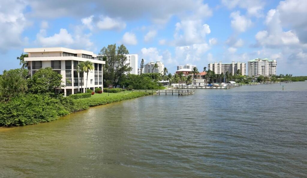 Estero, FL